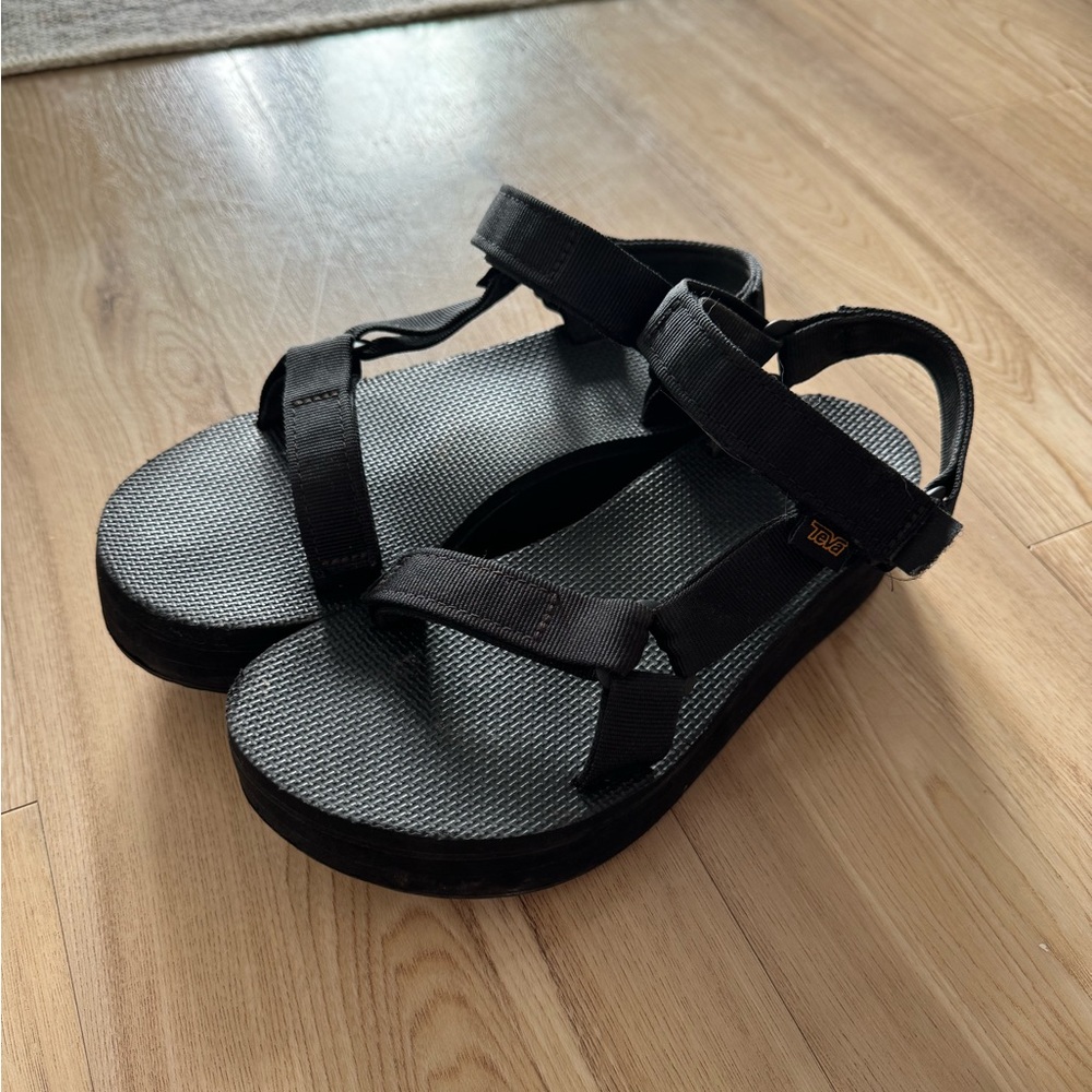 PLATFORM TEVA’S